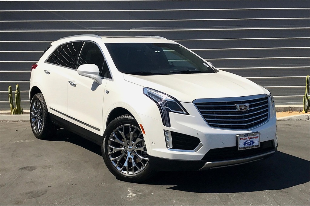 Pre-Owned 2017 Cadillac XT5 Platinum AWD 4D Sport Utility