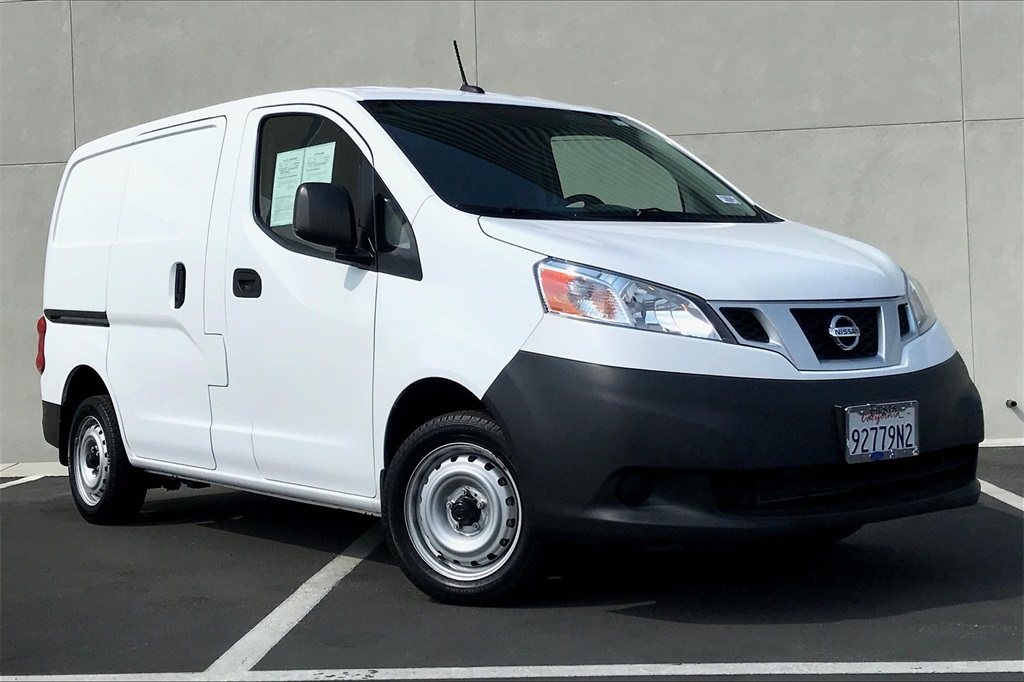 PreOwned 2015 Nissan NV200 SV FWD 4D Cargo Van